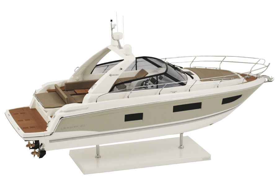 MODEL JEANNEAU LEADER 40 OPEN 62 cm